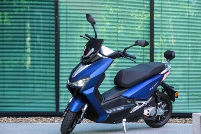 aima-romania-offers-the-best-eco-friendly-e-scooter-for-sale-big-0