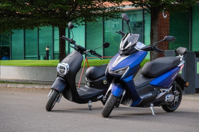 aima-romania-offers-the-best-eco-friendly-e-scooter-for-sale-big-1